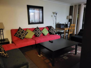 Cozy Condo Steps to Whyte Ave Perfect for Long Stays